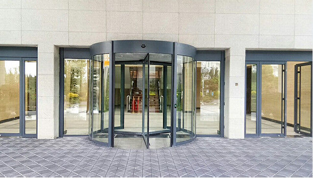 ホテル 空港 ショッピングモール 病院 の 新しい デザイン の ガラスの 回転 ドア